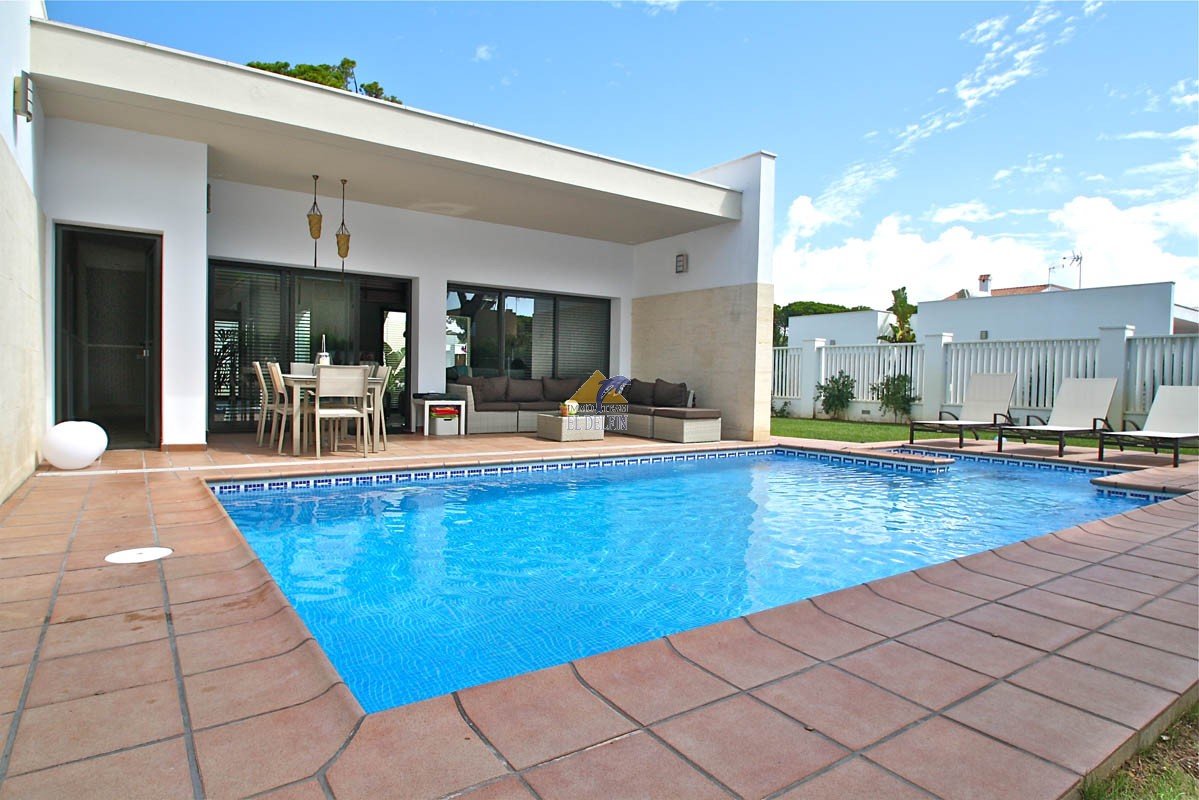 Sobre Nosotros Casa de las Piscinas Sobre Nosotros Casa de las Piscinas